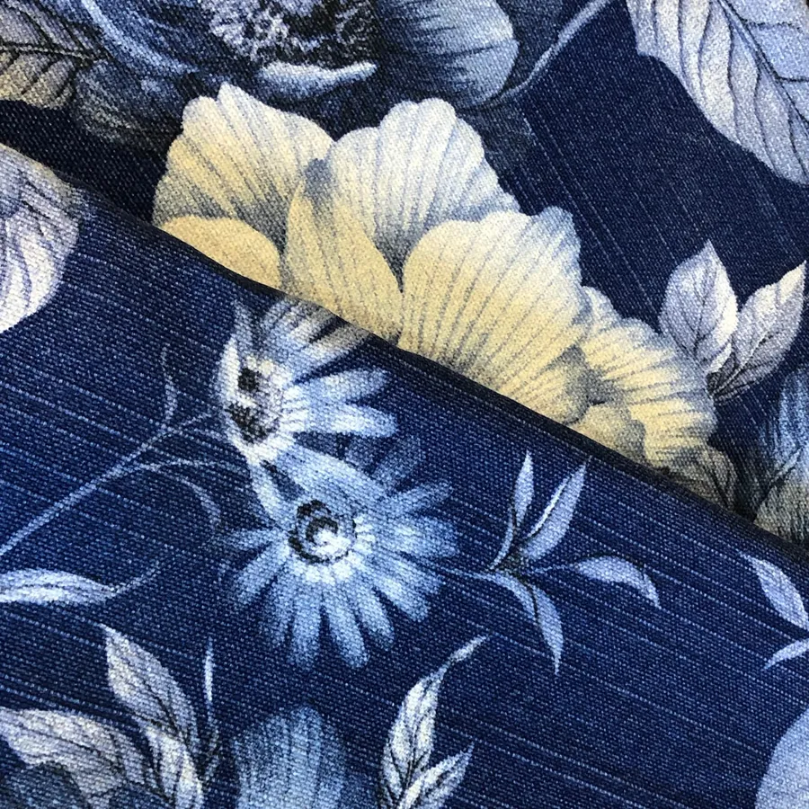 Sobretoalha Floral Fundo · Azul · Azul · 2,00 × 2,00 m